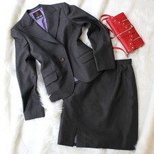 スカートスーツ 小さな千鳥格子柄<br />Skirt suit in smaller houndstooth check