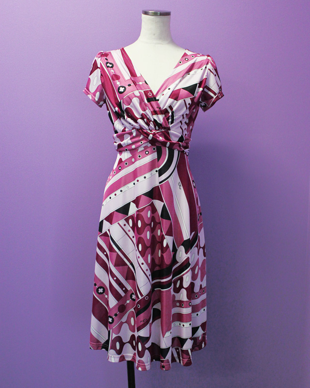 ワンピース プッチ柄<br />Crossover dress made of Parolari Emilio Pucci fabric