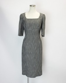 ワンピース 大きい千鳥格子柄<br />Dress in bigger houndstooth check print