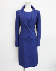 ワンピーススーツ スイス製の鮮やかなブルー<br />Cobalt blue dress suit
