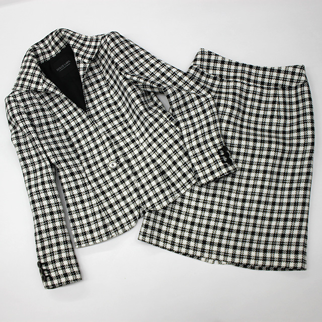 スカートスーツ かわいい千鳥格子柄<br />Skirt suit in houndstooth check