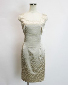ワンピース 艶のあるヒョウ柄<br />Glossy pearl dress in leopard print