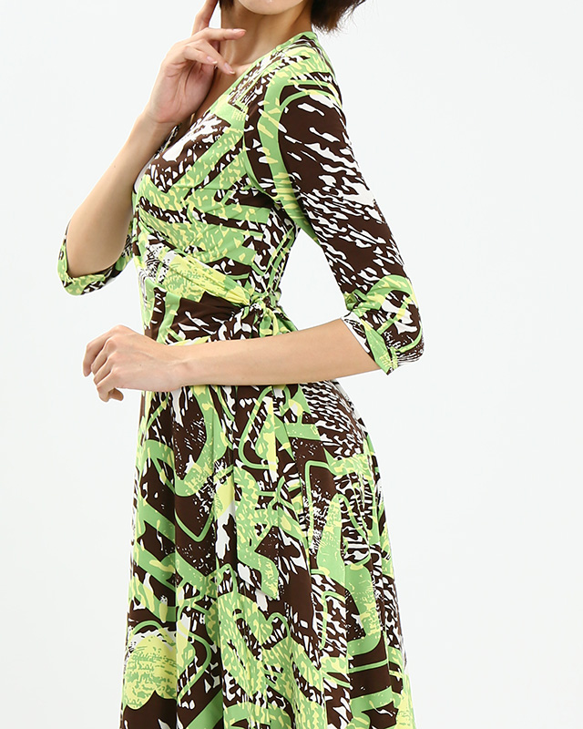 カシュクールワンピース ミラノインポート グリーンカラー<br />Green Abstract Print Wrap Dress, Imported Fabric From Milan