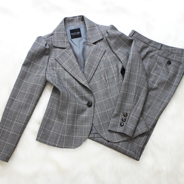 パンツスーツ グレンチェック柄<br />Pants suit in glen check