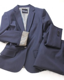 スカートスーツ ネイビーストライプ<br />blue striped skirt suit