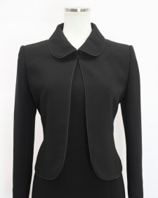 スカートスーツ ブラックフォーマル素材<br />Black formal skirt suit