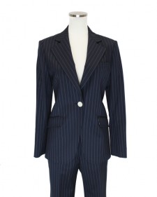 パンツスーツ ネイビー×ブルーストライプ<br />Navi pants suit in blue stripes