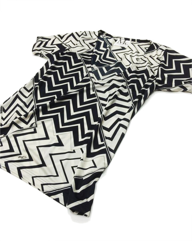 カットソー ホワイト×ブラック<br />Jersey top in zigzag print