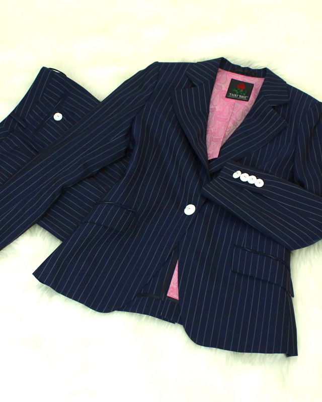 裏地が可愛い ネイビーストライプパンツスーツ Br Dark Navy Pant Suit With White Stripes And Cute Pink Lining オリジナル制服 レディーススーツ メンズスーツcharalist