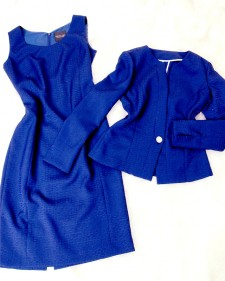 エレガントな織柄♪深いブルーのワンピーススーツ<br />Indigo blue collarless  jacket＆tank dress