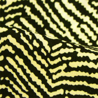 ストレッチ生地　ブラック・ベージュ抽象柄 プリント（KKP2480-81-E）Black＆Beige Abstract Print, Stretch Fabric