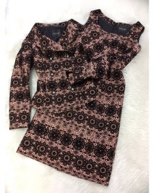 レースアップ風柄が豪華♪ピンクワンピーススーツ<br />Gorgeous Lace Printed Pink Dress Suit