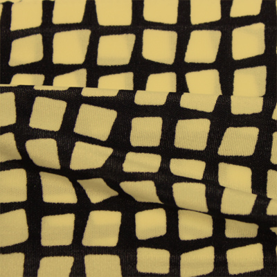 スムースストレッチニット　ブラック・ベージュ幾何柄 （KKP2100-90-K）Black＆Beige Geometric Print, Smooth Stretch Knit