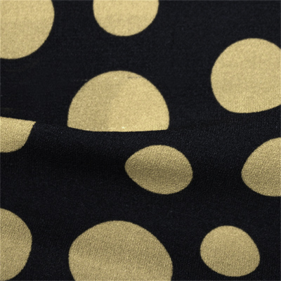 ストレッチ生地　ブラック＆ベージュドット模様プリント (KKP2480-80-K) Black & Beige Dotted Print、Stretch Fabric