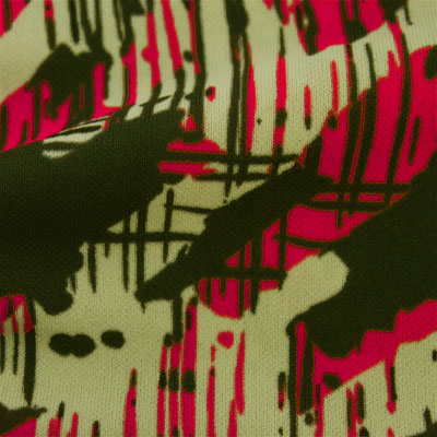 強撚スムースストレッチ　マゼンタ・ベージュ抽象柄 プリント （KKP2999-22-B）Hard Twist Yarn Fabric, Purple and Beige Abstract Print