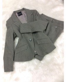 防寒性に優れたカーキジャケットとパンツ<br />Warm Khaki Jacket & Pants