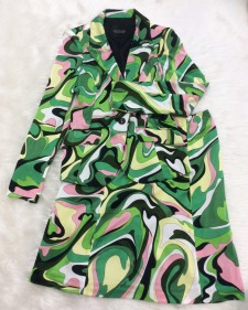 みんなに差をつけるプッチ柄のスカートスーツ♪～セレブオーラ満喫～<br />Seperate Yourself From Everybody Else With This Pucci Patterned Skirt Suit♪　Get The Celebrity Aura