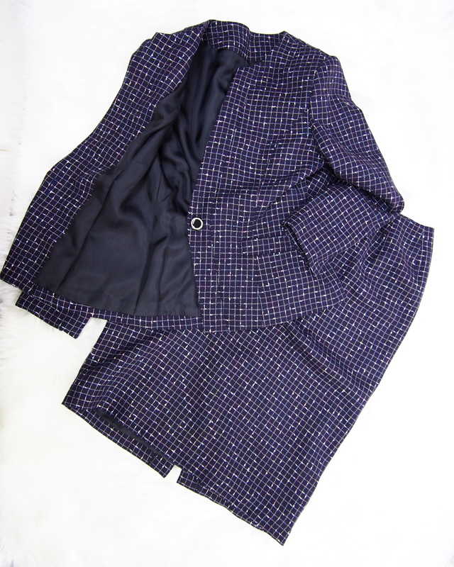 ネイビーツイードアンサンブル♪ファンシー&エレガントで素敵な毎日を<br />A Navy Tweed Ensamble ♪Look  Fancy and Elegant Every Day