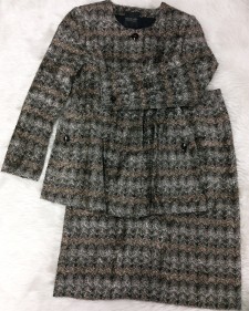 コート風ジャケット＆スカートセット☆秋冬にぴったり暖かいツイード<br /> A Coat-like Jacket and Matching Skirt☆The Warm Tweed Fabric Matches the Season