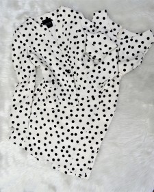 ドット柄のワンピーススーツ☆ブラック＆ホワイトは幅広いシーンで活躍する<br />Polka Dot　Dress　Suit☆Black & White is Suitable For Many Situations