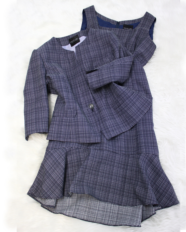 綺麗な紺と白柄のワンピース＆ジャケットのアンサンブル♪<br />Beautiful navy and white fabric made into dress and jacket set