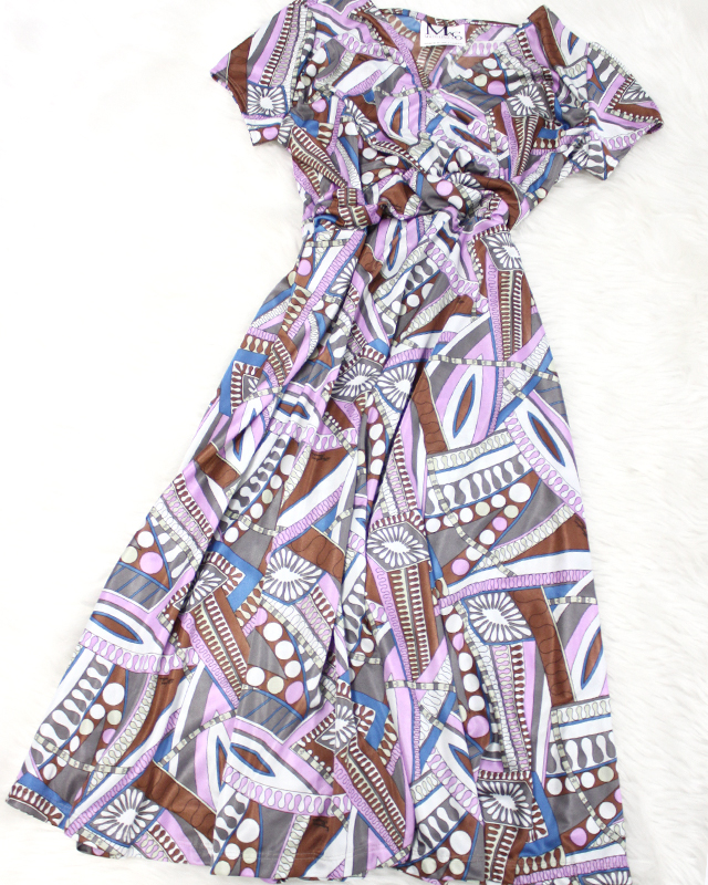 春らしい色合いのプッチ柄ドールワンピース♪<br />Pucci pattern Dole dress of the springlike.