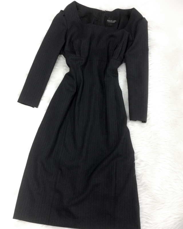 黒×紫ストライプワンピースでシックにキメて☆/<br />Strike in a black purple stripe dress chicly