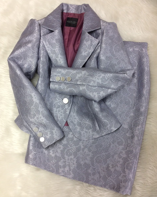 グレージャガードスカートスーツ/<br />Gray jacquard skirt suit