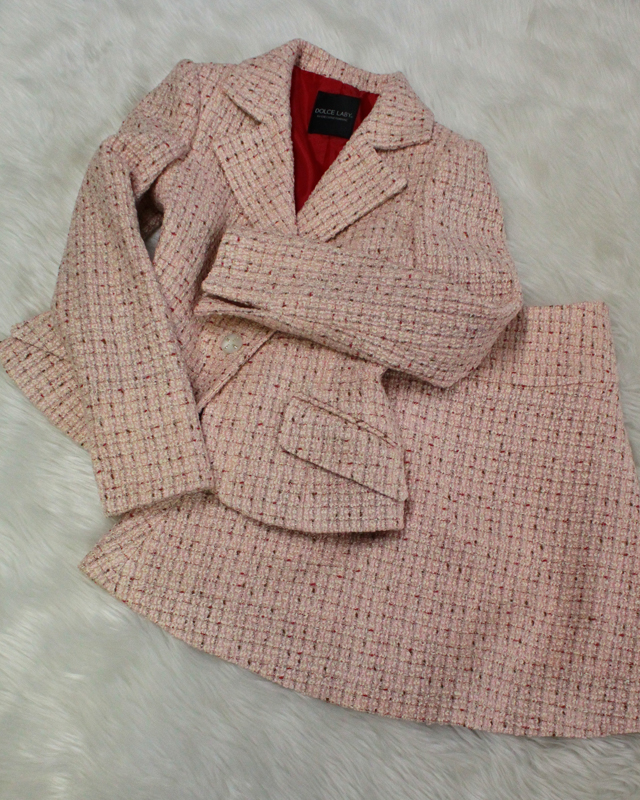 ピンクツイードスカートスーツ/<br />Pink tweed skirt suit
