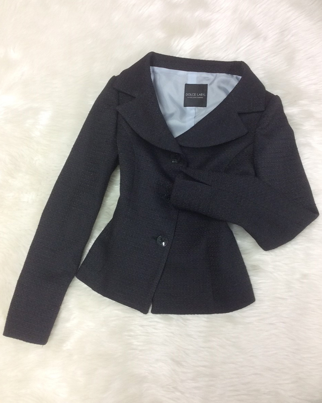 黒ラメデコルテジャケット<br />Black lamé de corte jacket