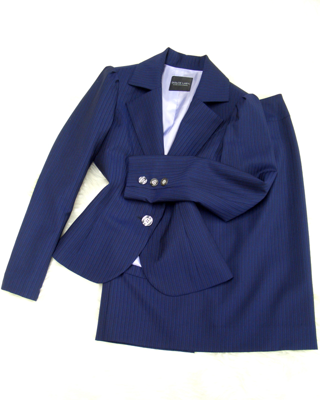 紺ストライプスカートスーツ/<br />Navy blue striped skirt suit